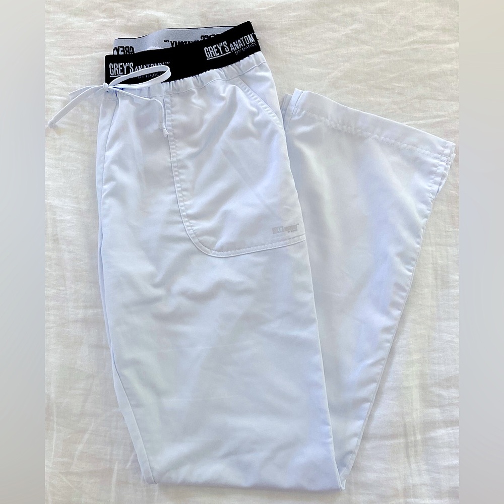 Barco Grey’s Anatomy White Scrub Bottoms — Size Medium Tall